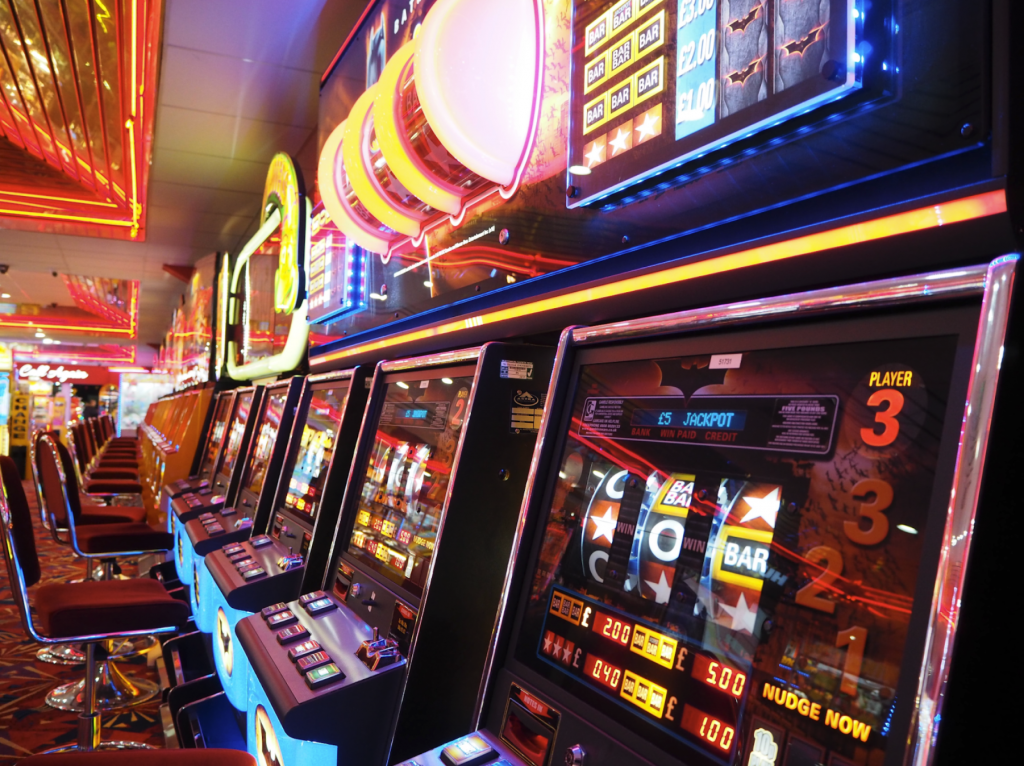 What Makes Online Slots Easy to Play for Beginners? | PC ZONE